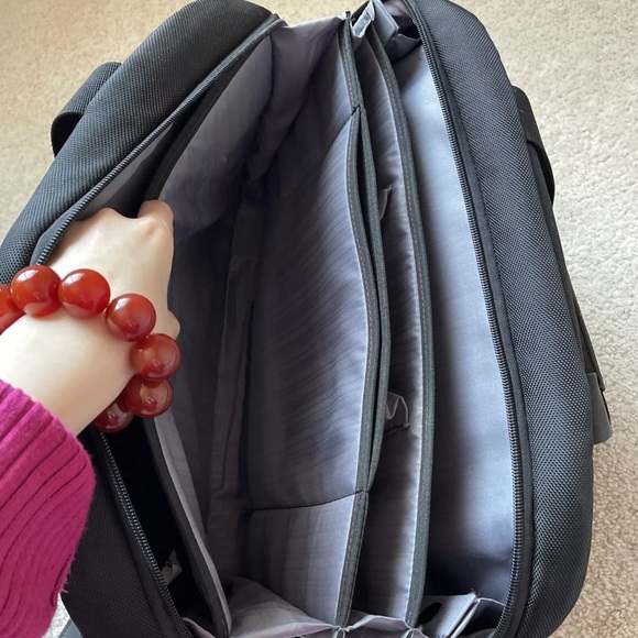 Rare Samsonite Morden Utility Laptop Messenger Bag Black Color - Picture 13 of 14